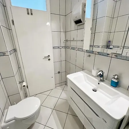Apartma Pag Blue Ocean 1 With Sea View 帕格