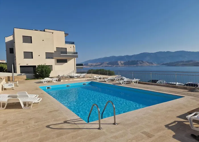 아파트 Apartma Pag Blue Ocean 1 With Sea View